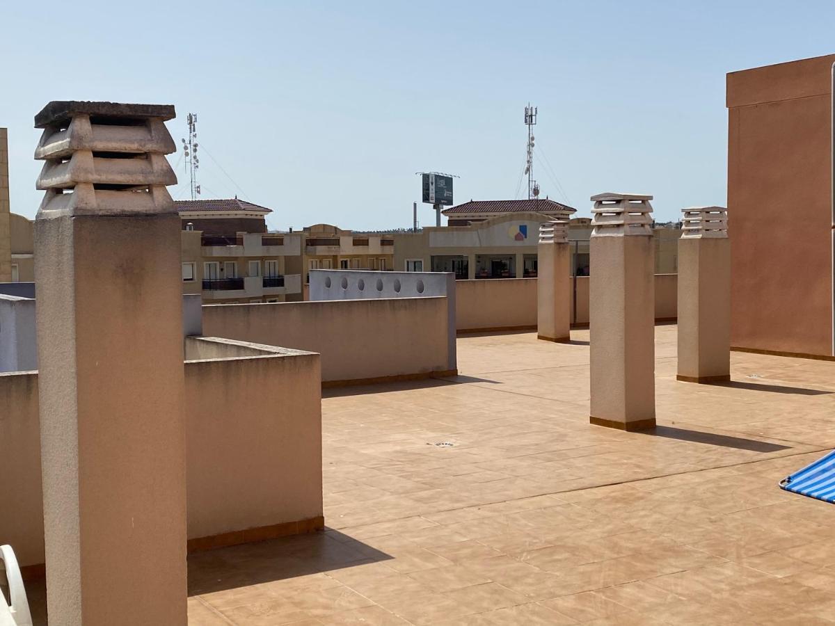Luxurious 2 Bedroom Near Cabo Roig Strip Apartment *